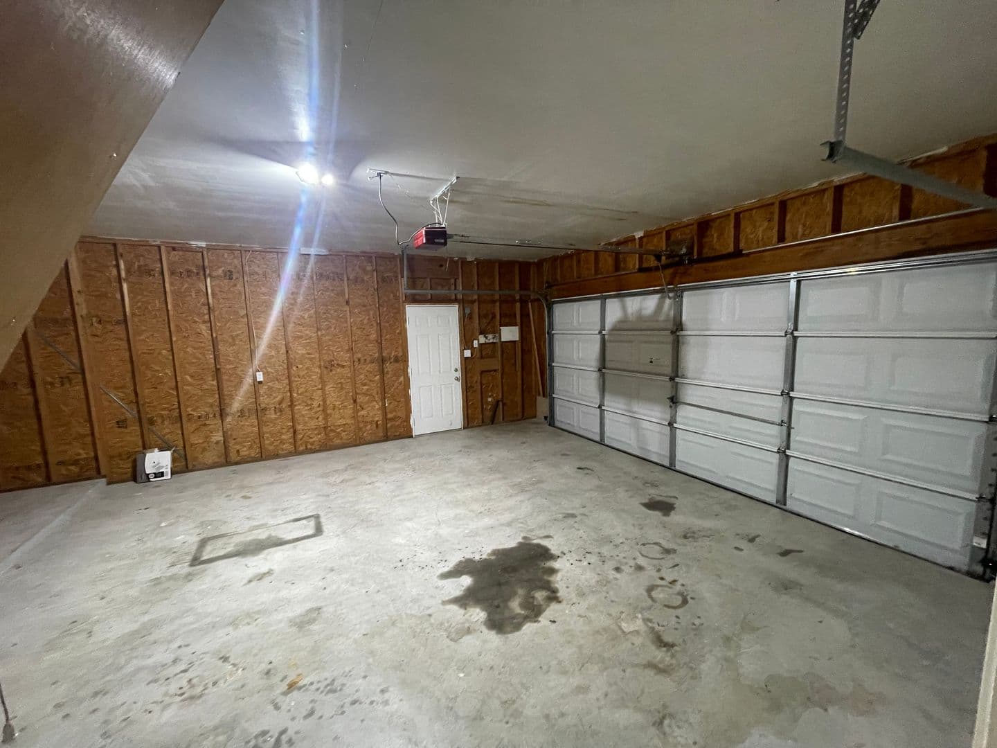 CANYON LAKE House: 1640 LONESOME