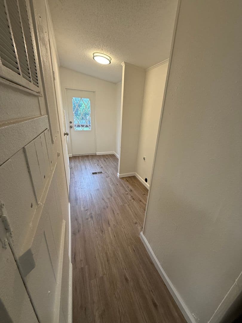 CANYON LAKE Apartment: 532 GRANDVIEW BEND