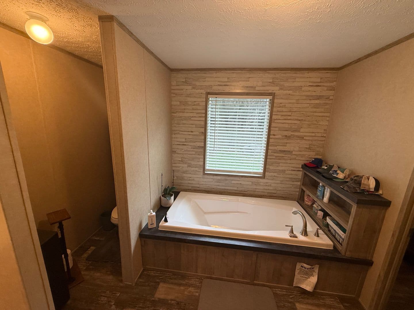 FISCHER Apartment: 167 POSEY RANCH