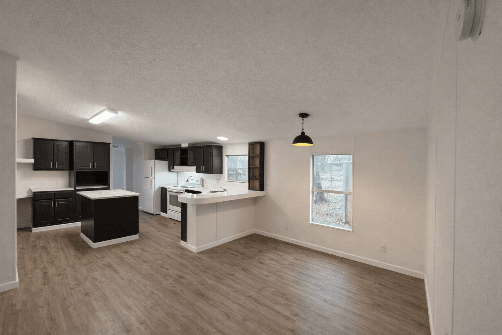 CANYON LAKE Apartment: 532 GRANDVIEW BEND
