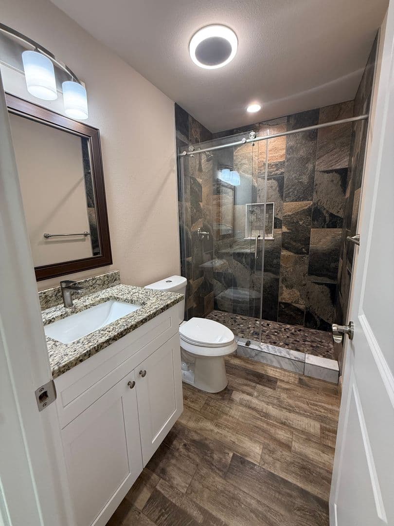 CANYON LAKE Apartment: 1008-1014 MAKAYLA DR