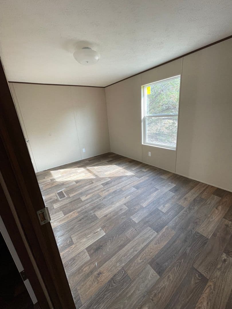 CANYON LAKE Apartment: 377-4 BUCK TRAIL