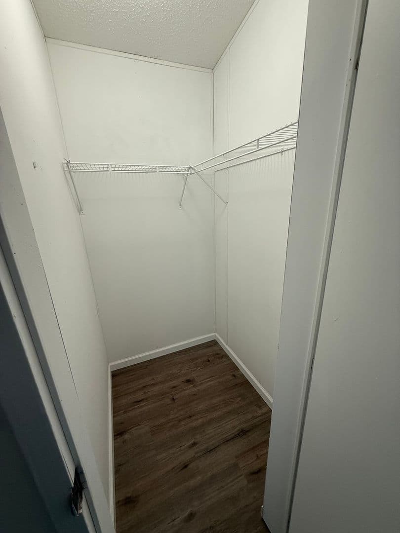 CANYON LAKE Apartment: 532 GRANDVIEW BEND