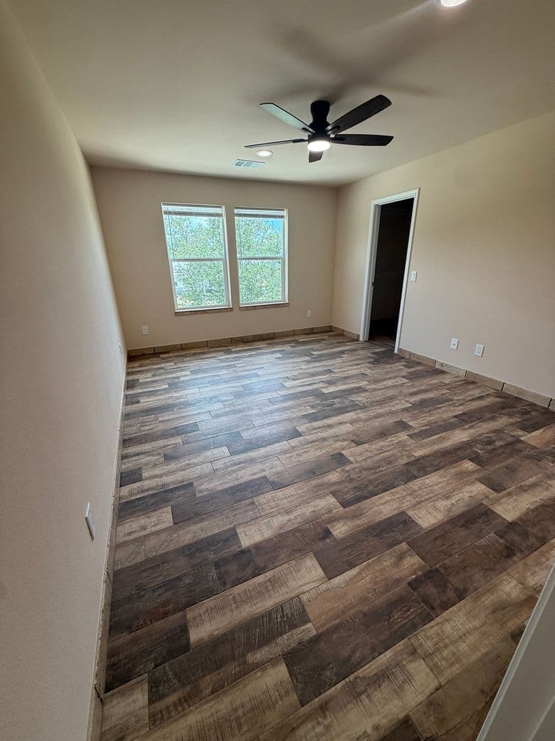 CANYON LAKE Apartment: 1008-1014 MAKAYLA DR