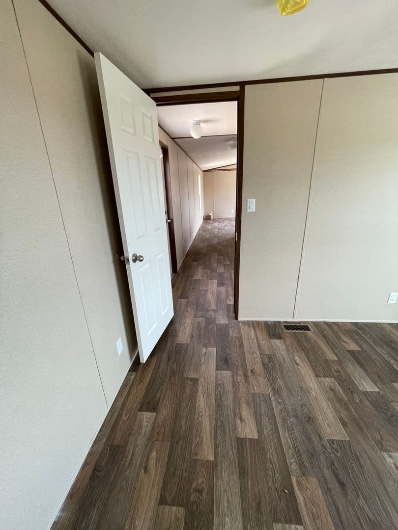 CANYON LAKE Apartment: 377-4 BUCK TRAIL