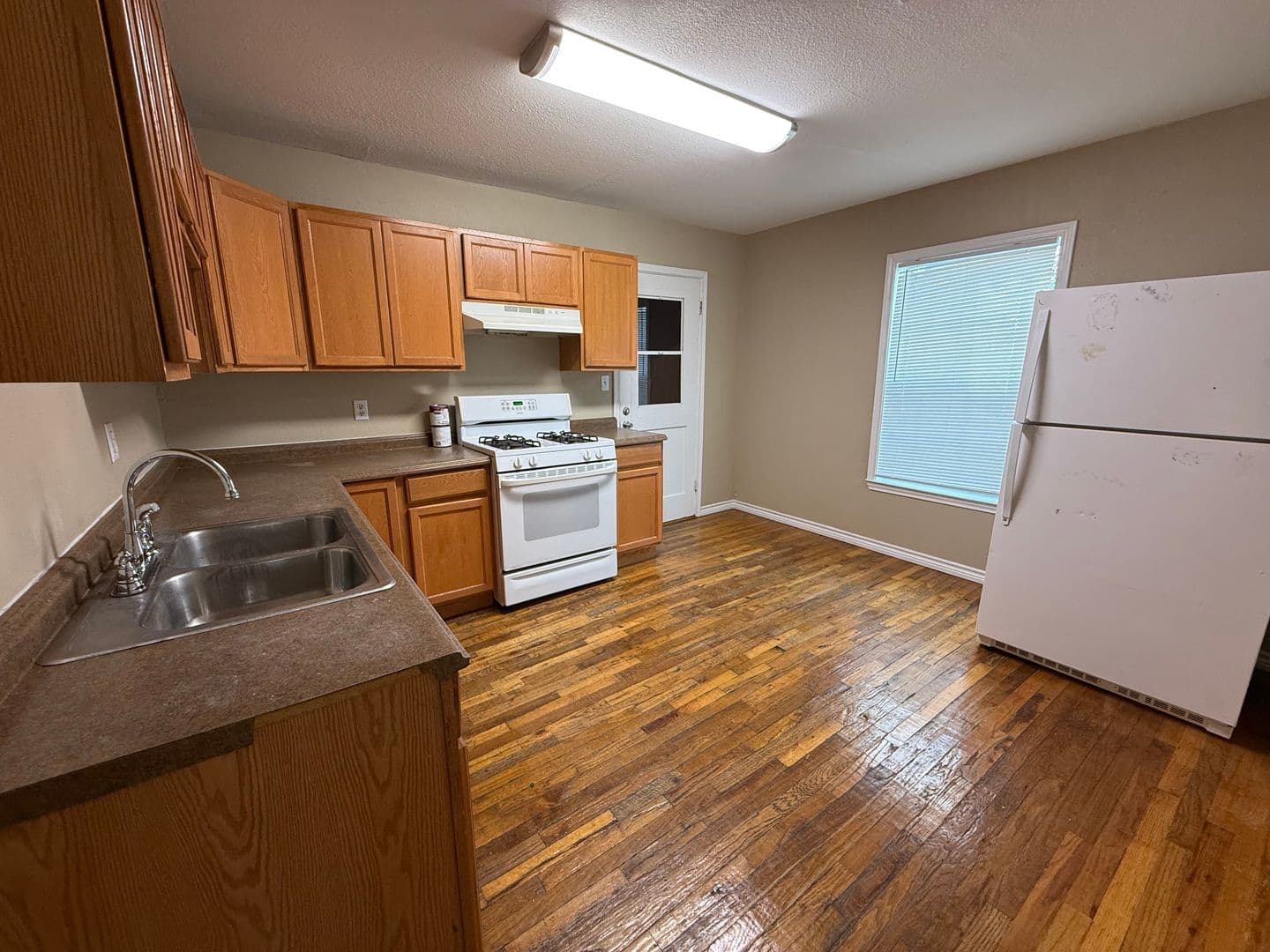 NEW BRAUNFELS House: 784 SAMUELS