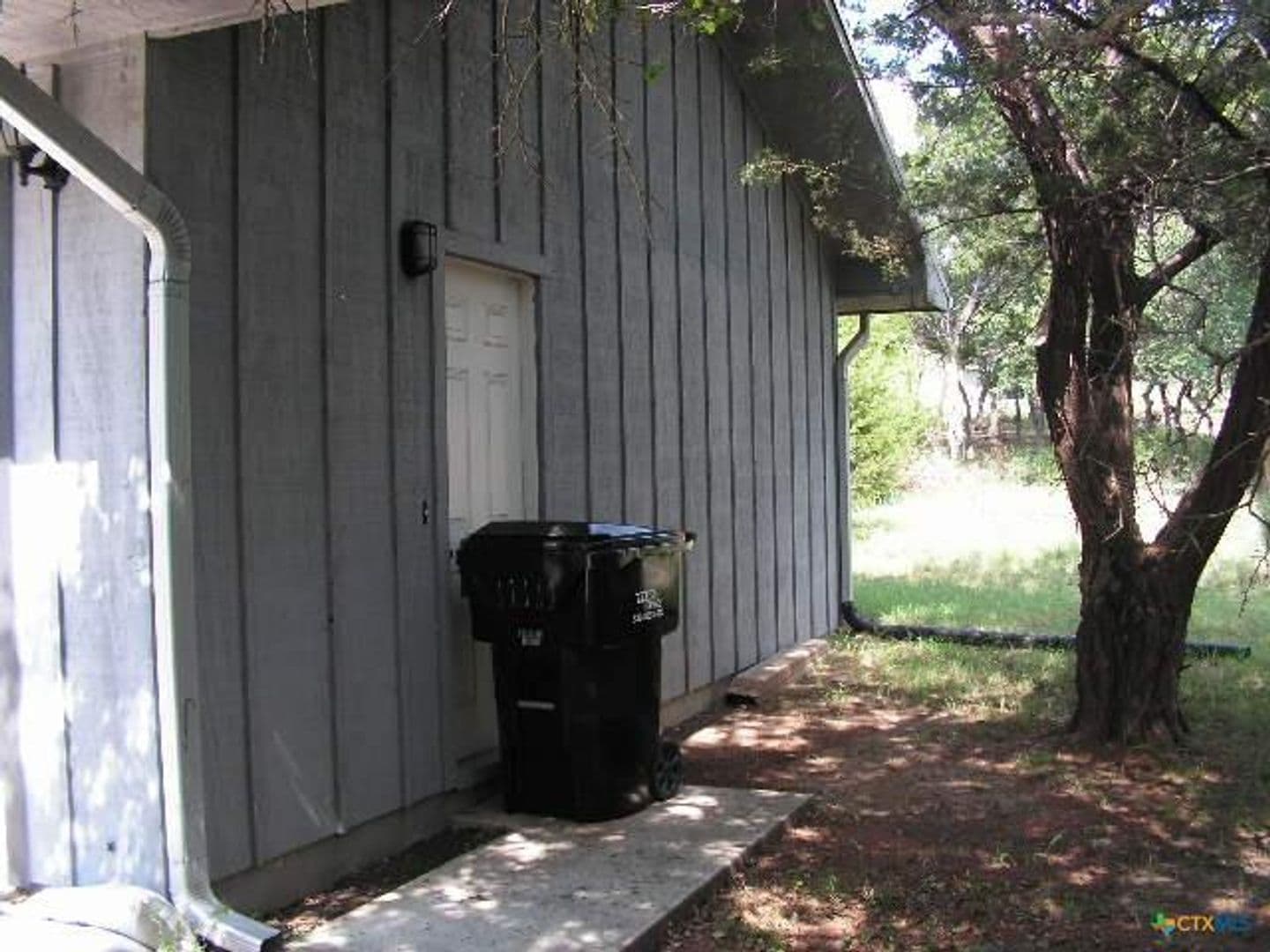 CANYON LAKE House: 1640 LONESOME