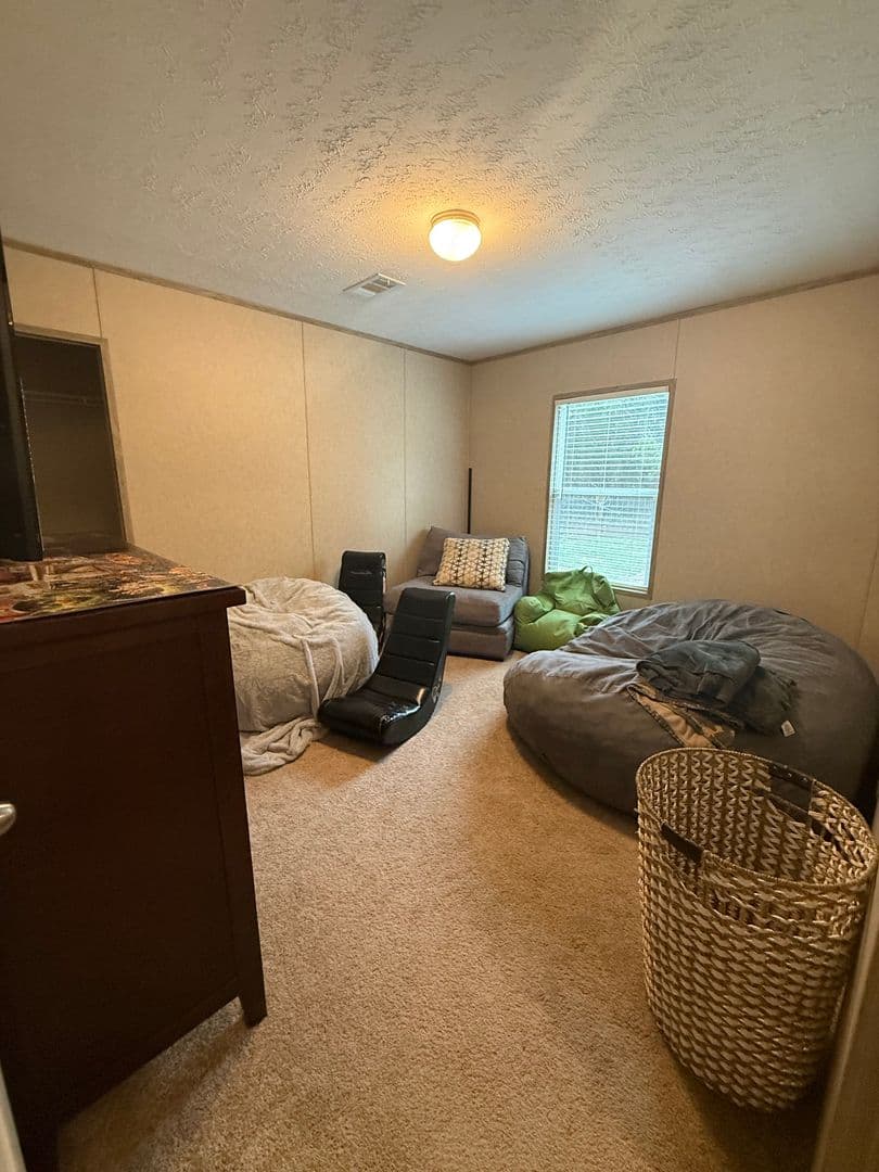 FISCHER Apartment: 167 POSEY RANCH
