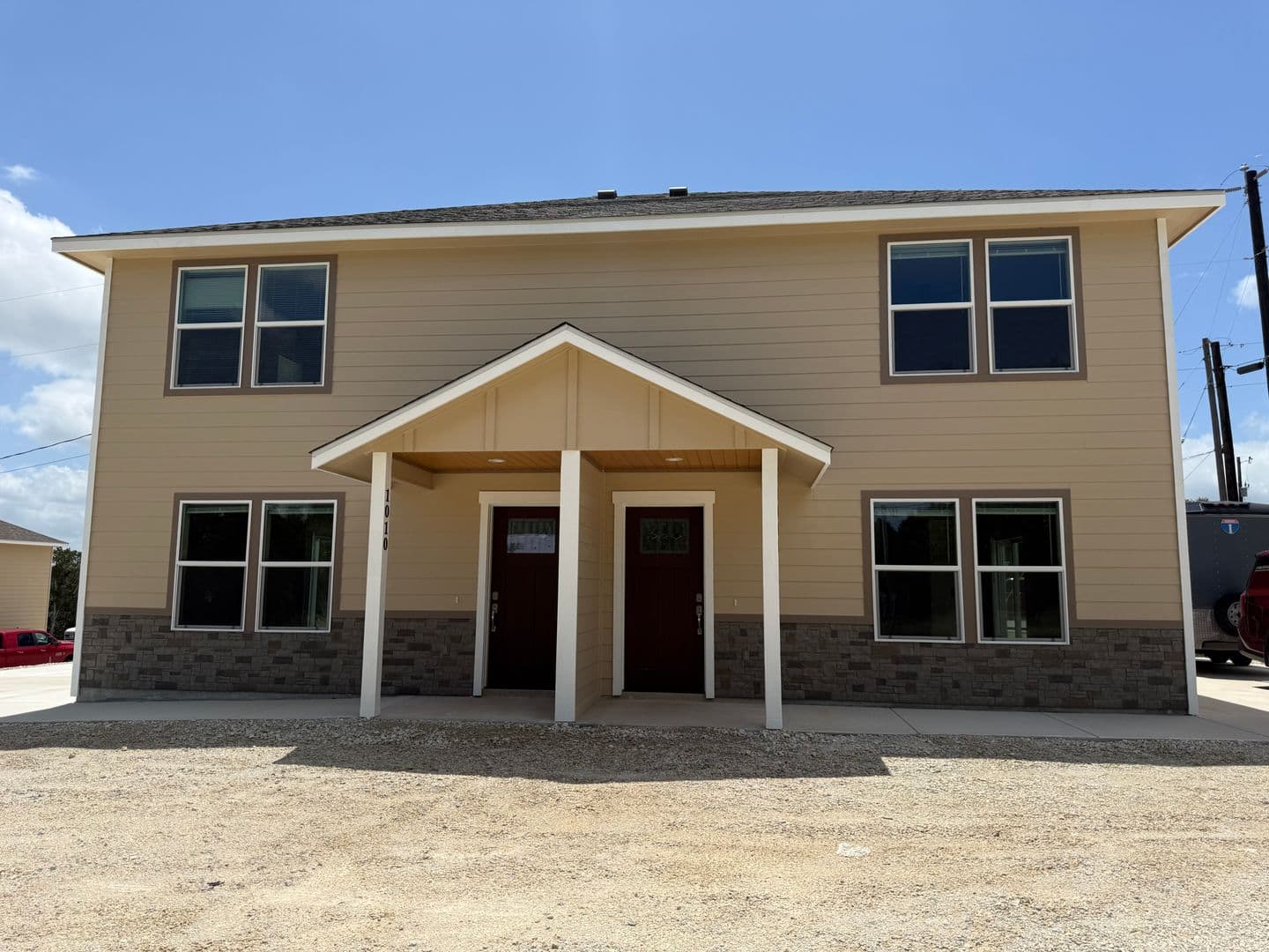 CANYON LAKE Apartment: 1008-1014 MAKAYLA DR