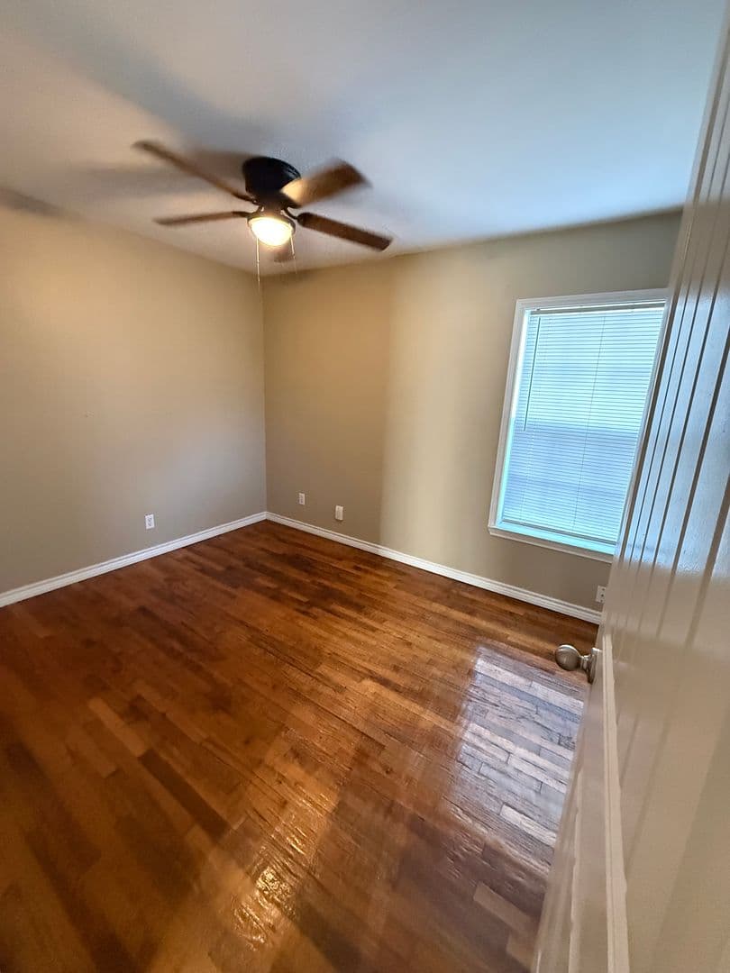 NEW BRAUNFELS House: 784 SAMUELS