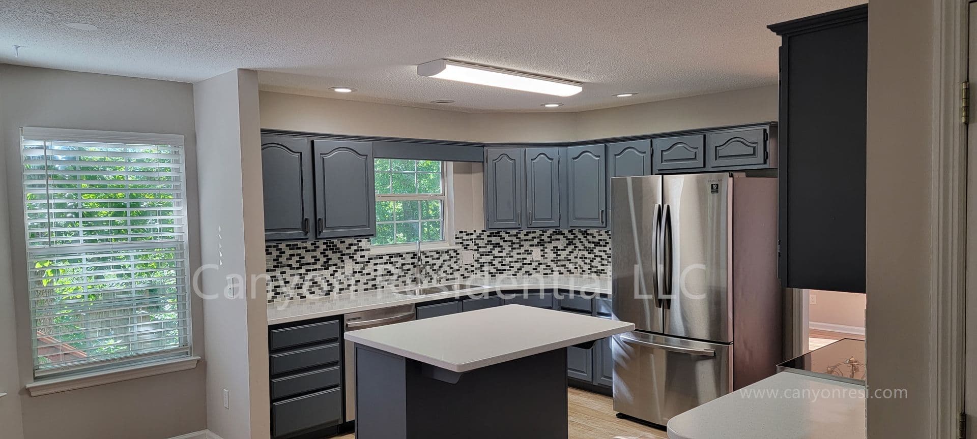 Chattanooga House: 2127 Morris Hill Rd