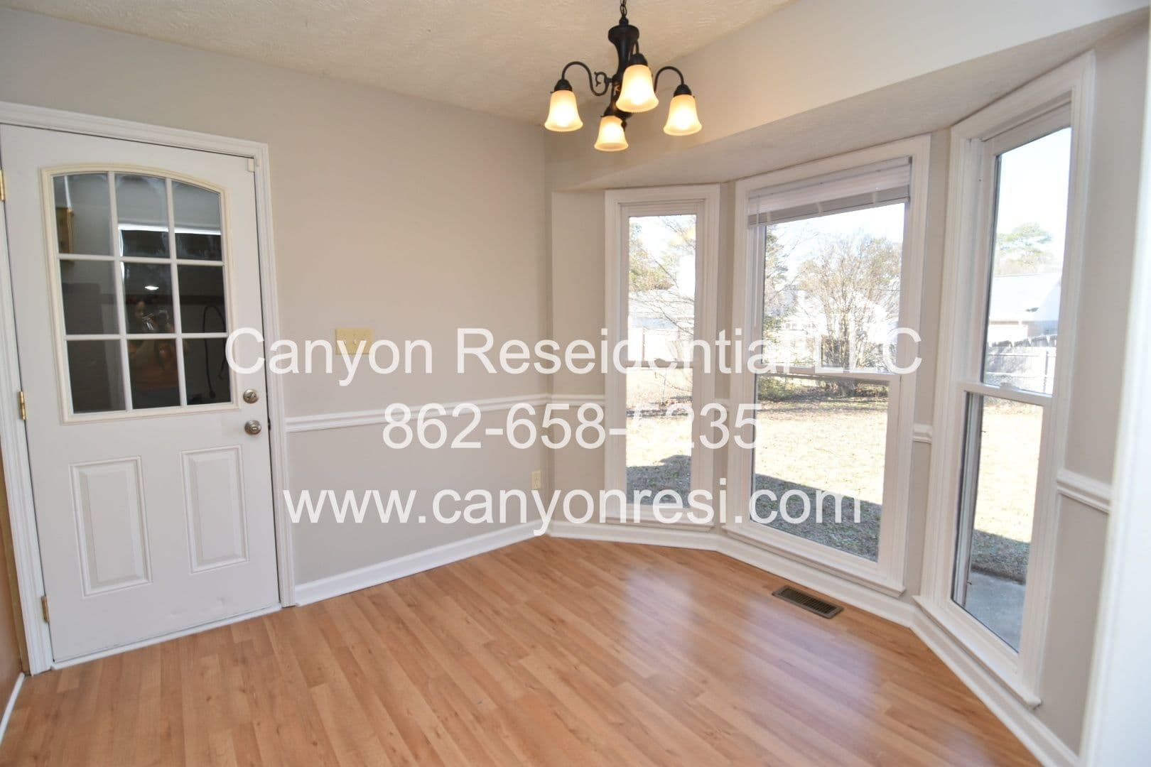 Fayetteville House: 860 Santiato Drive
