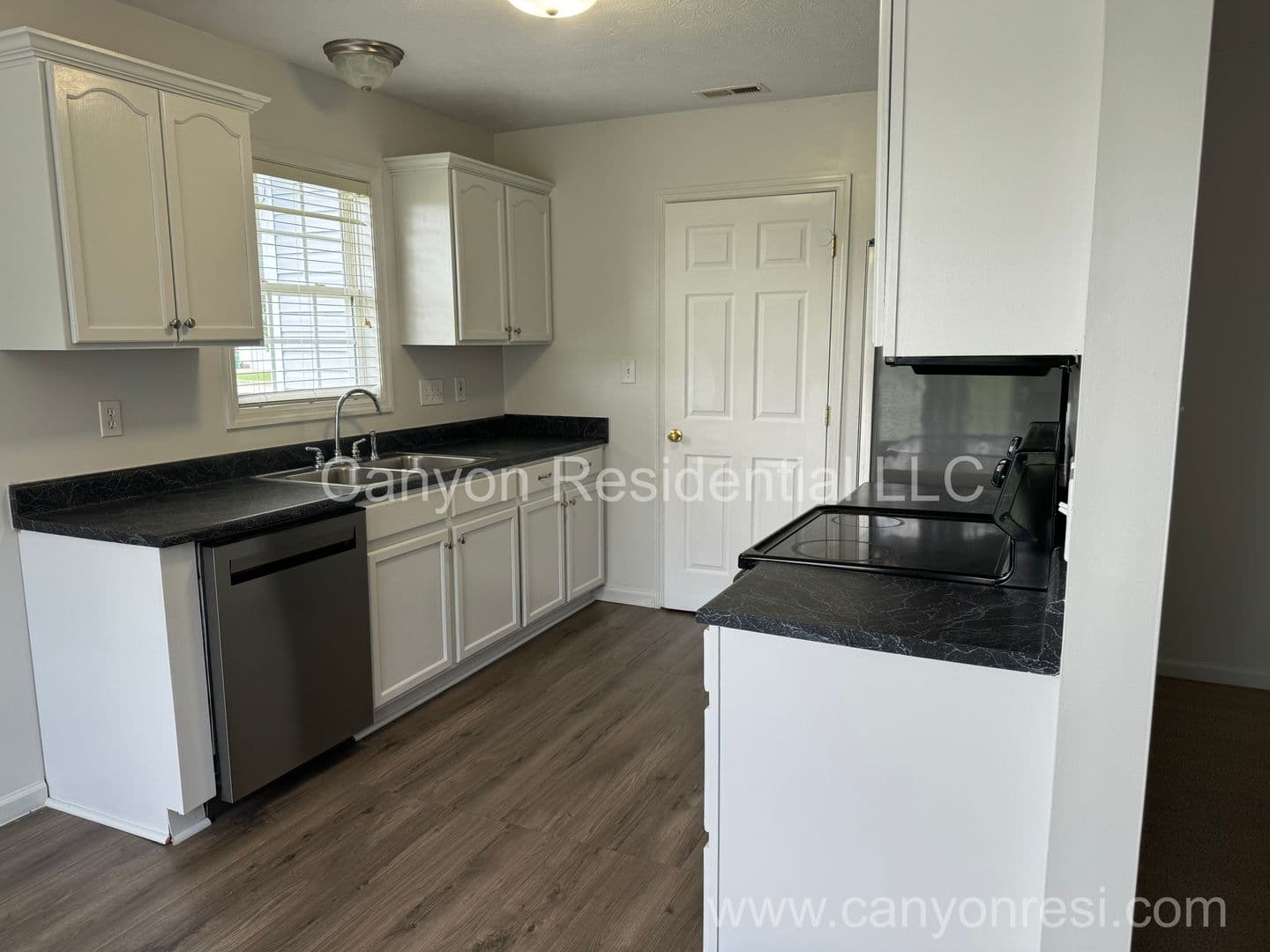 Raeford House: 323 Rushmore Court