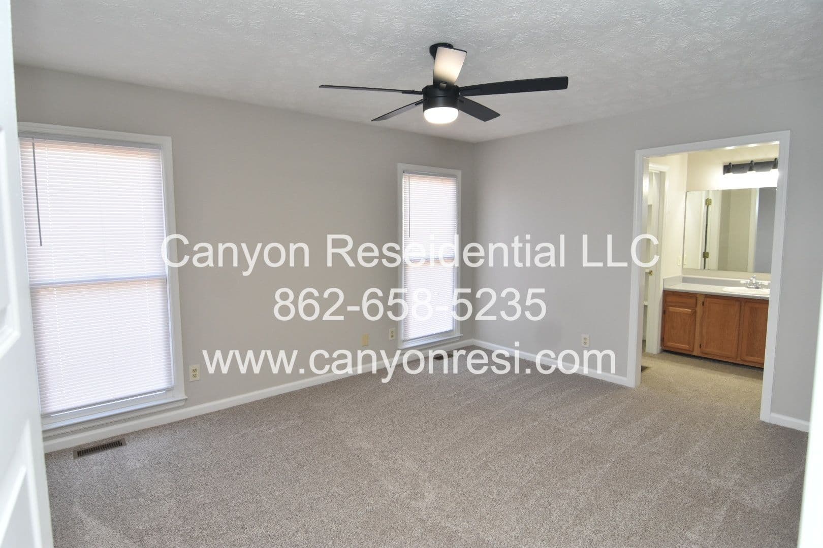 Fayetteville House: 860 Santiato Drive