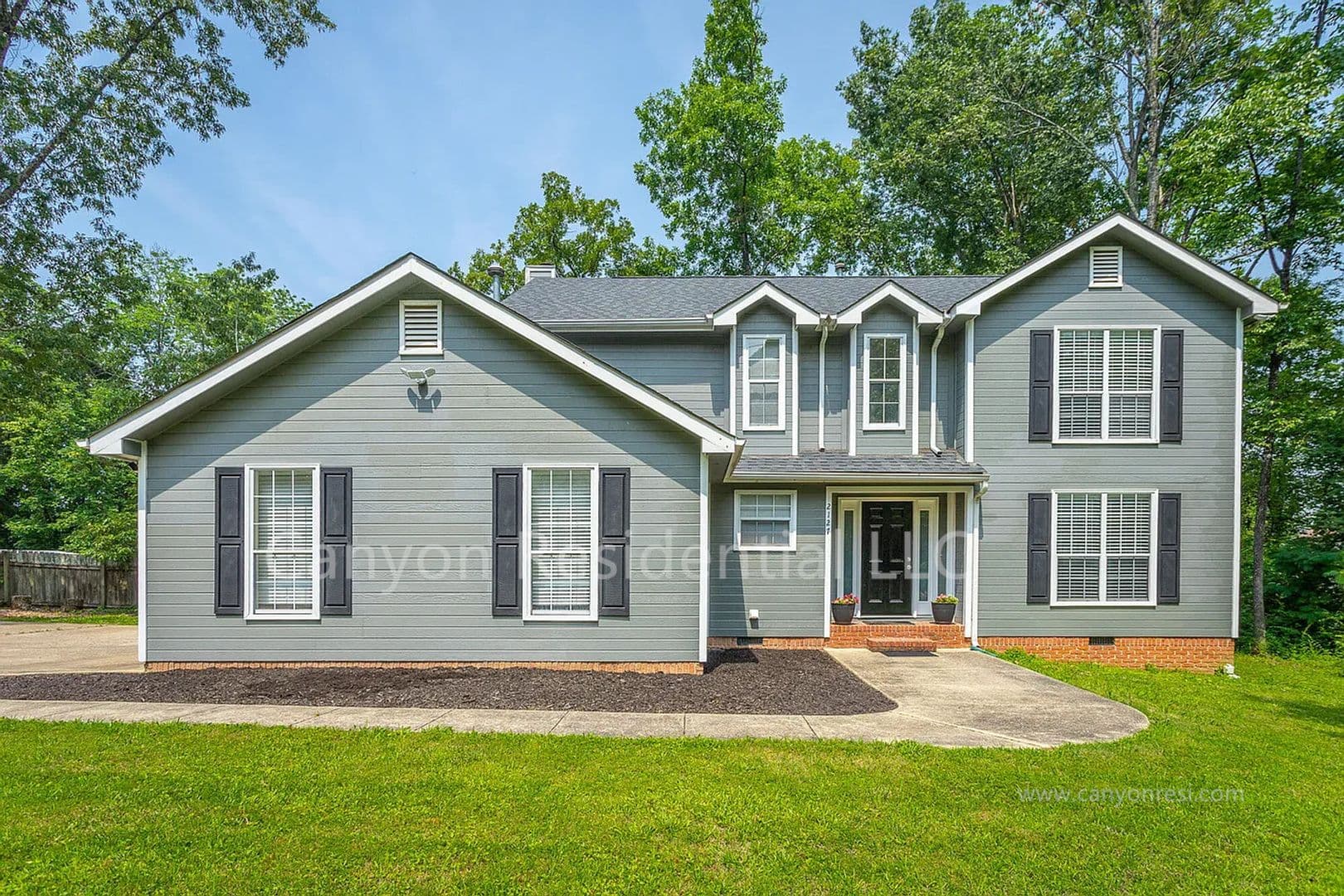 Chattanooga House: 2127 Morris Hill Rd