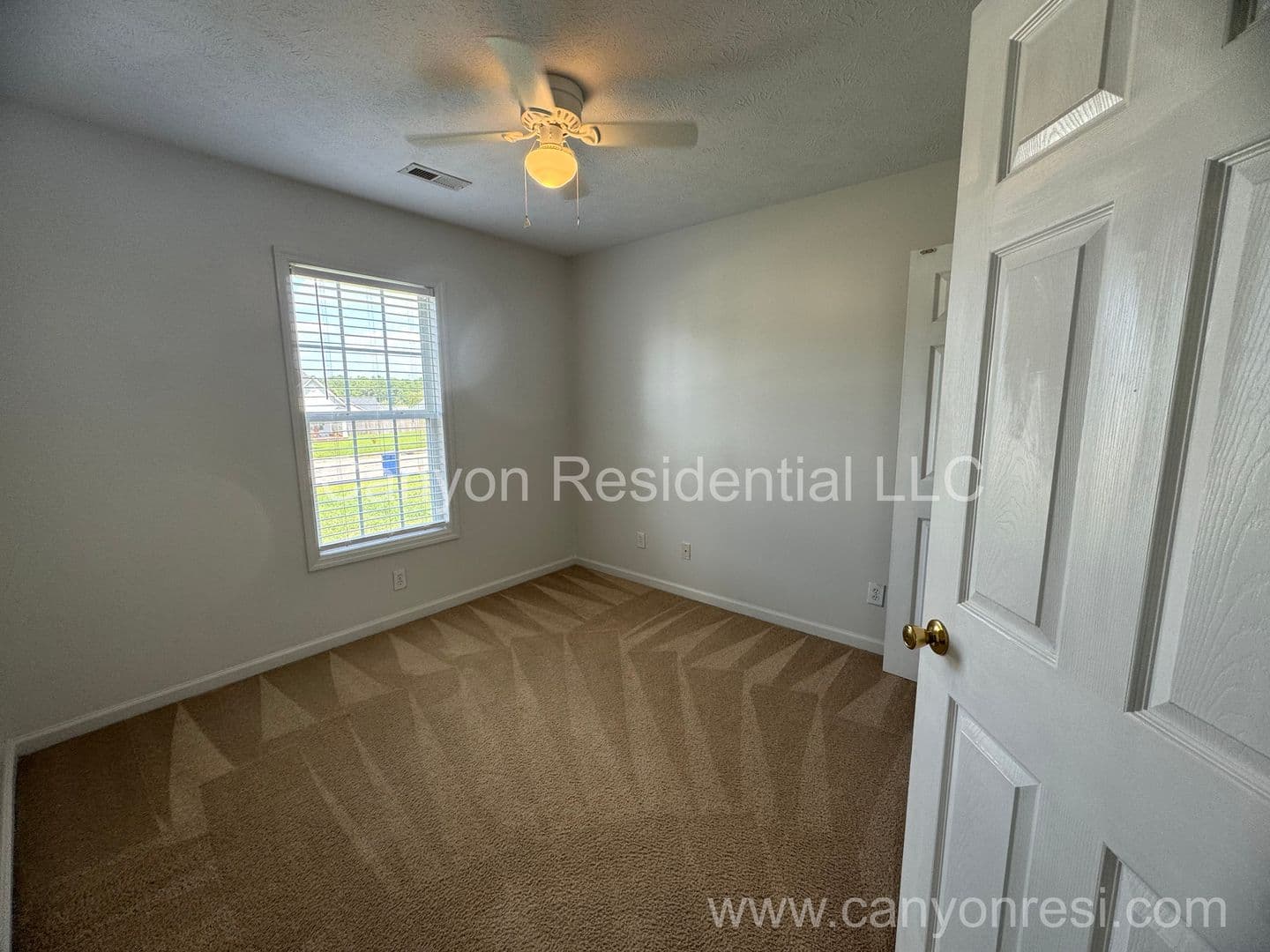 Raeford House: 323 Rushmore Court