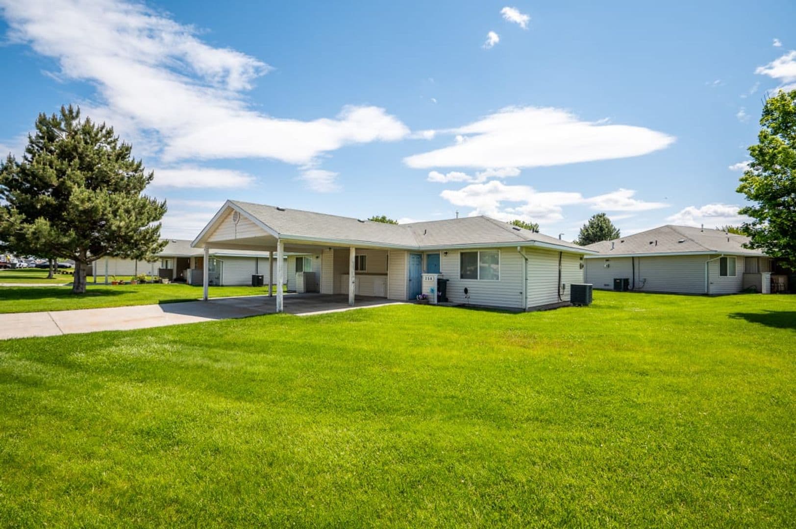 Boardman Apartment: 212 Anderson Circle NE