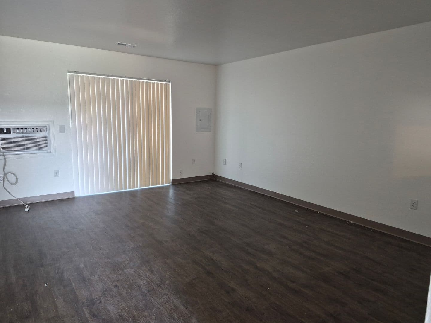Boardman Apartment: 212 Anderson Circle NE