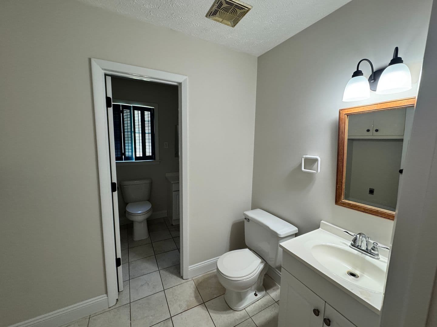 Fayetteville House: 4817 Hurley Drive