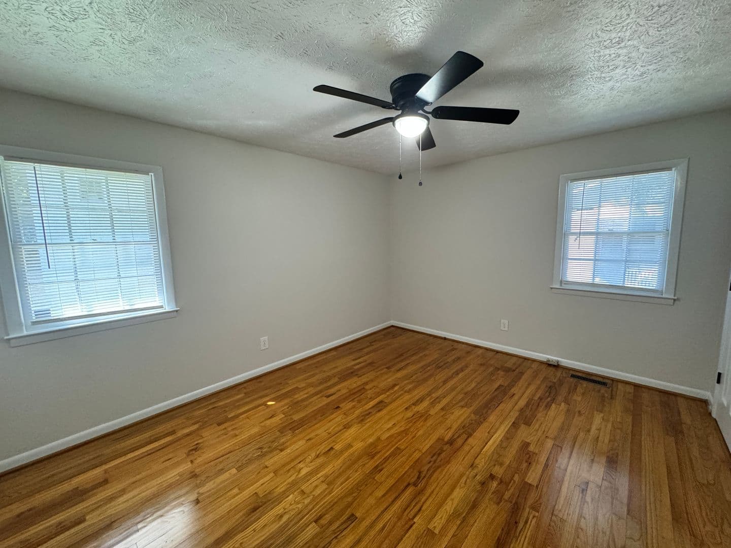 Fayetteville House: 4817 Hurley Drive