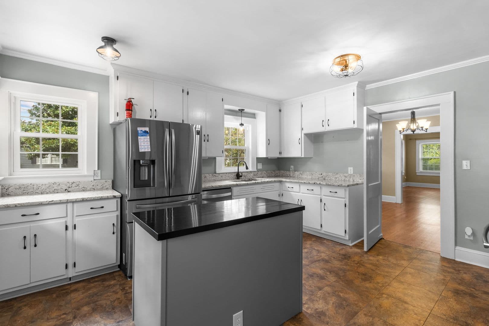 Fayetteville House: 415 Cape Fear Avenue