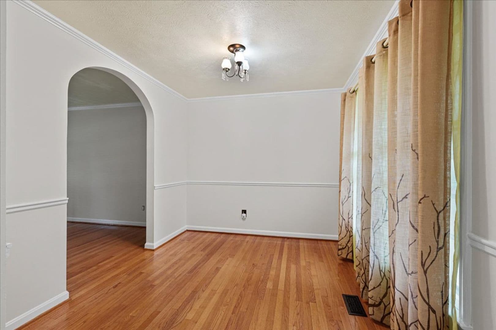 Fayetteville House: 1910 Faber Street