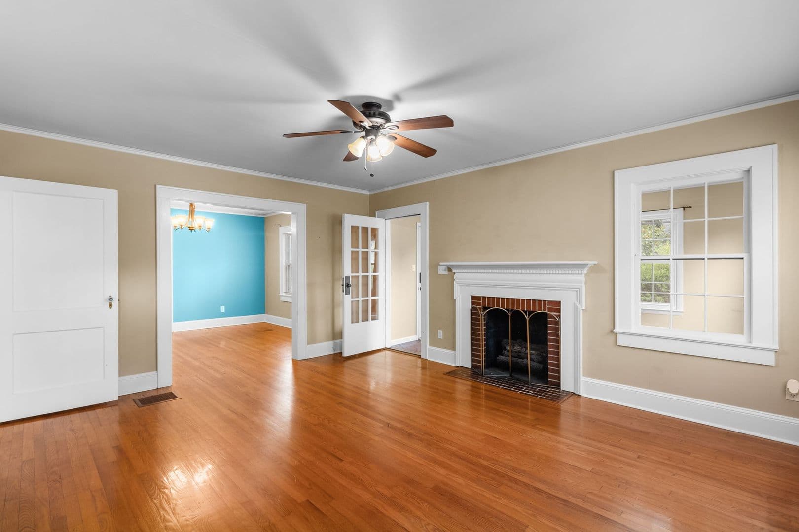 Fayetteville House: 415 Cape Fear Avenue