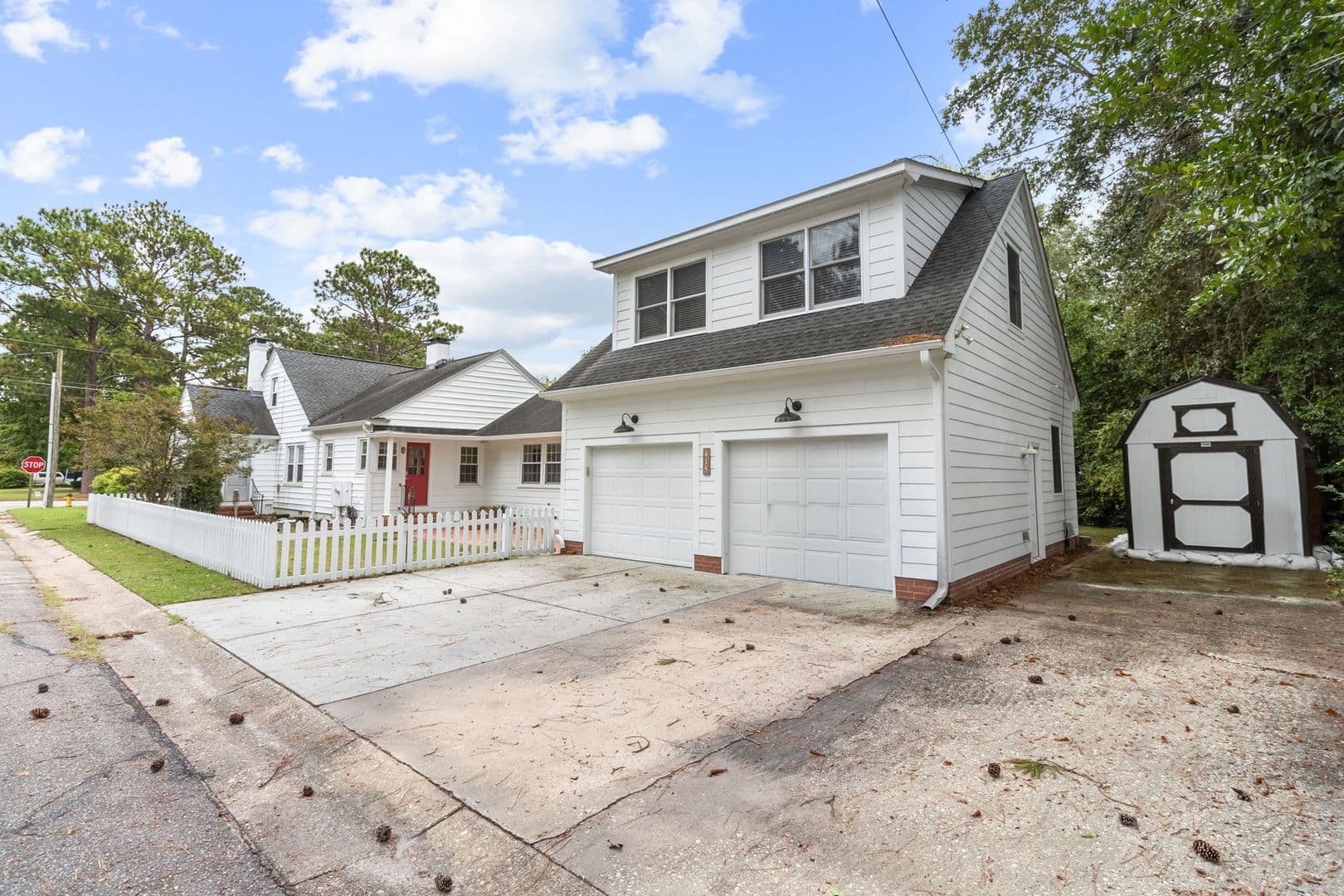 Fayetteville House: 415 Cape Fear Avenue