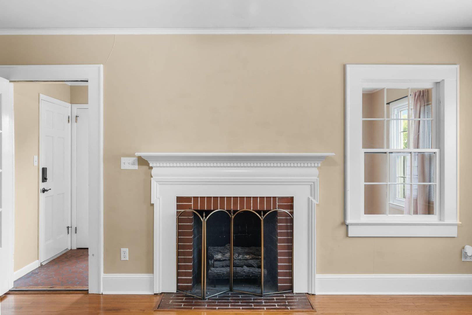 Fayetteville House: 415 Cape Fear Avenue