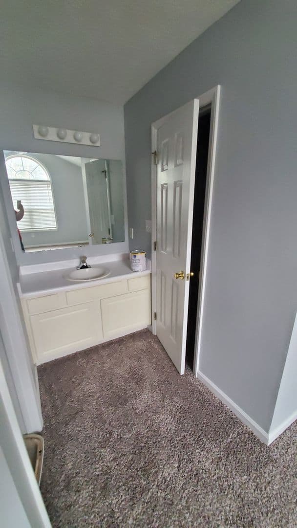 Raeford House: 183 Independence Drive