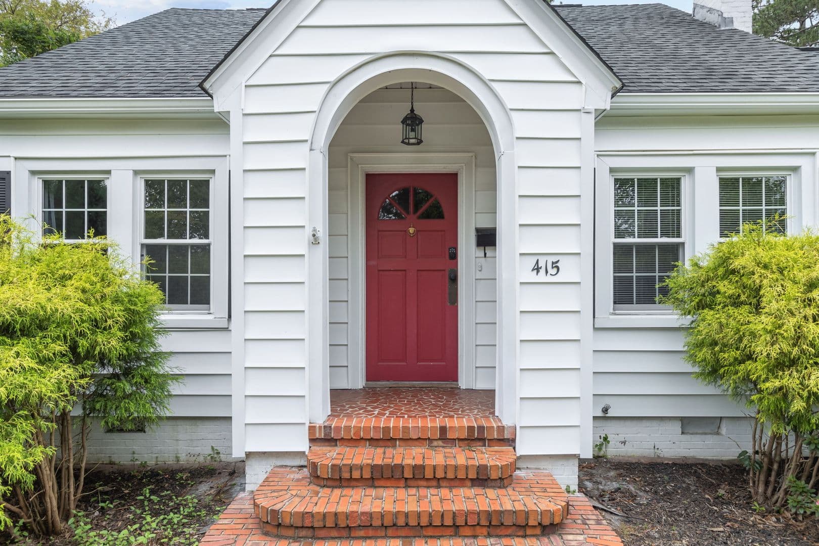 Fayetteville House: 415 Cape Fear Avenue