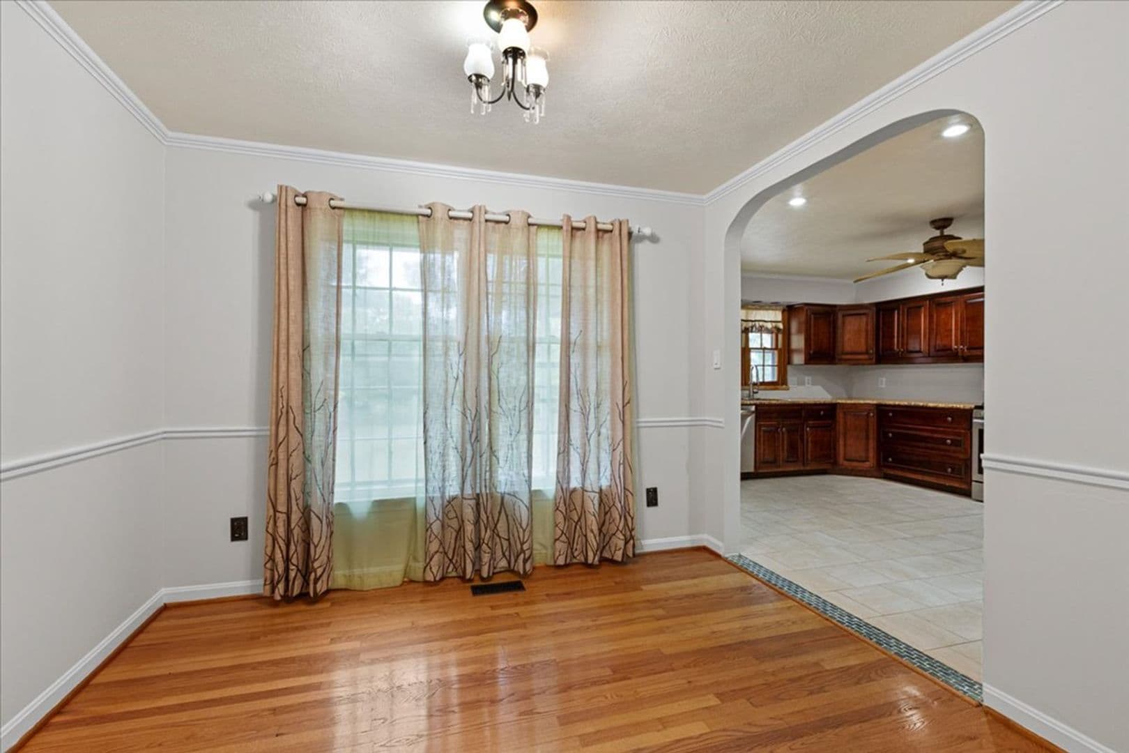 Fayetteville House: 1910 Faber Street