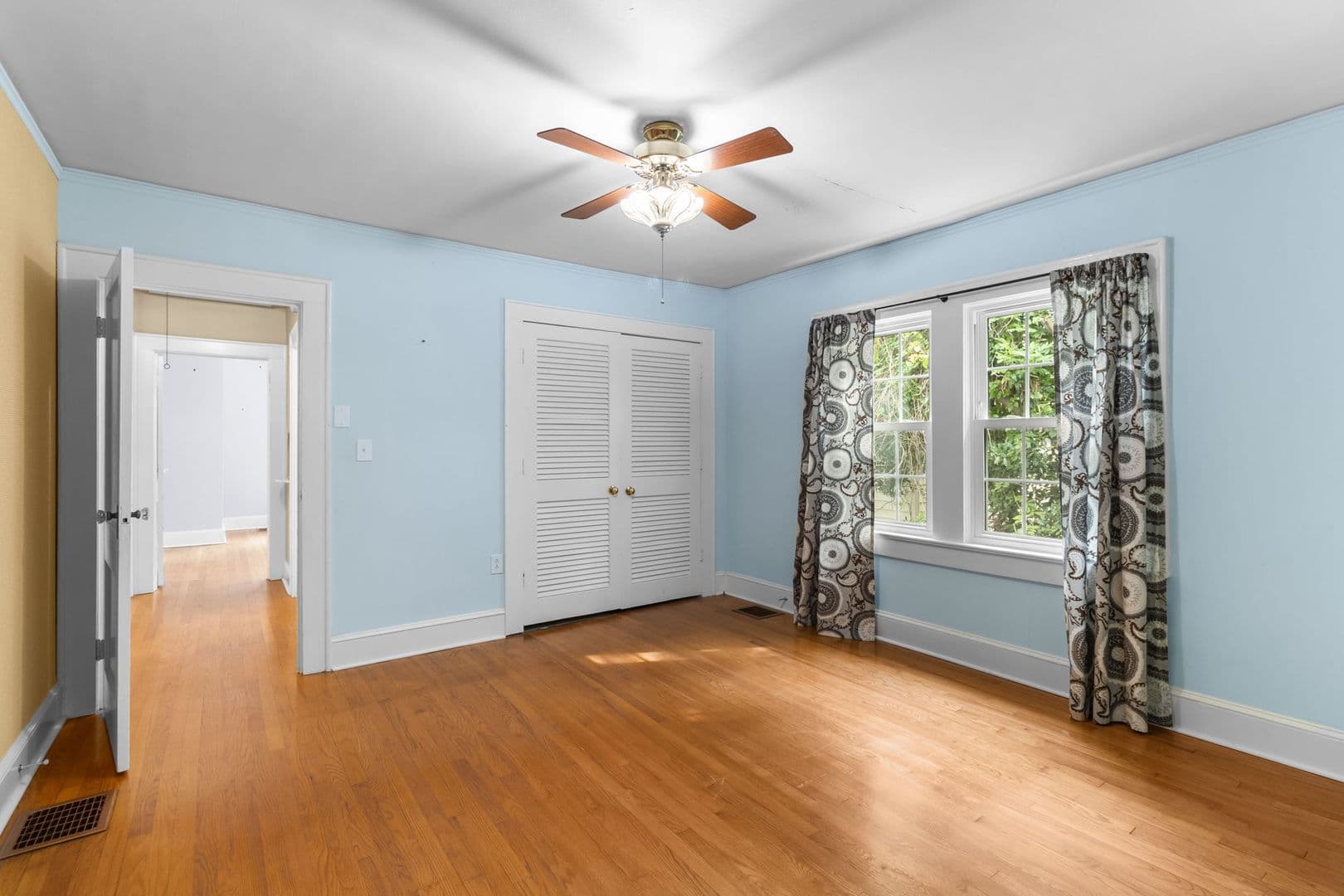 Fayetteville House: 415 Cape Fear Avenue