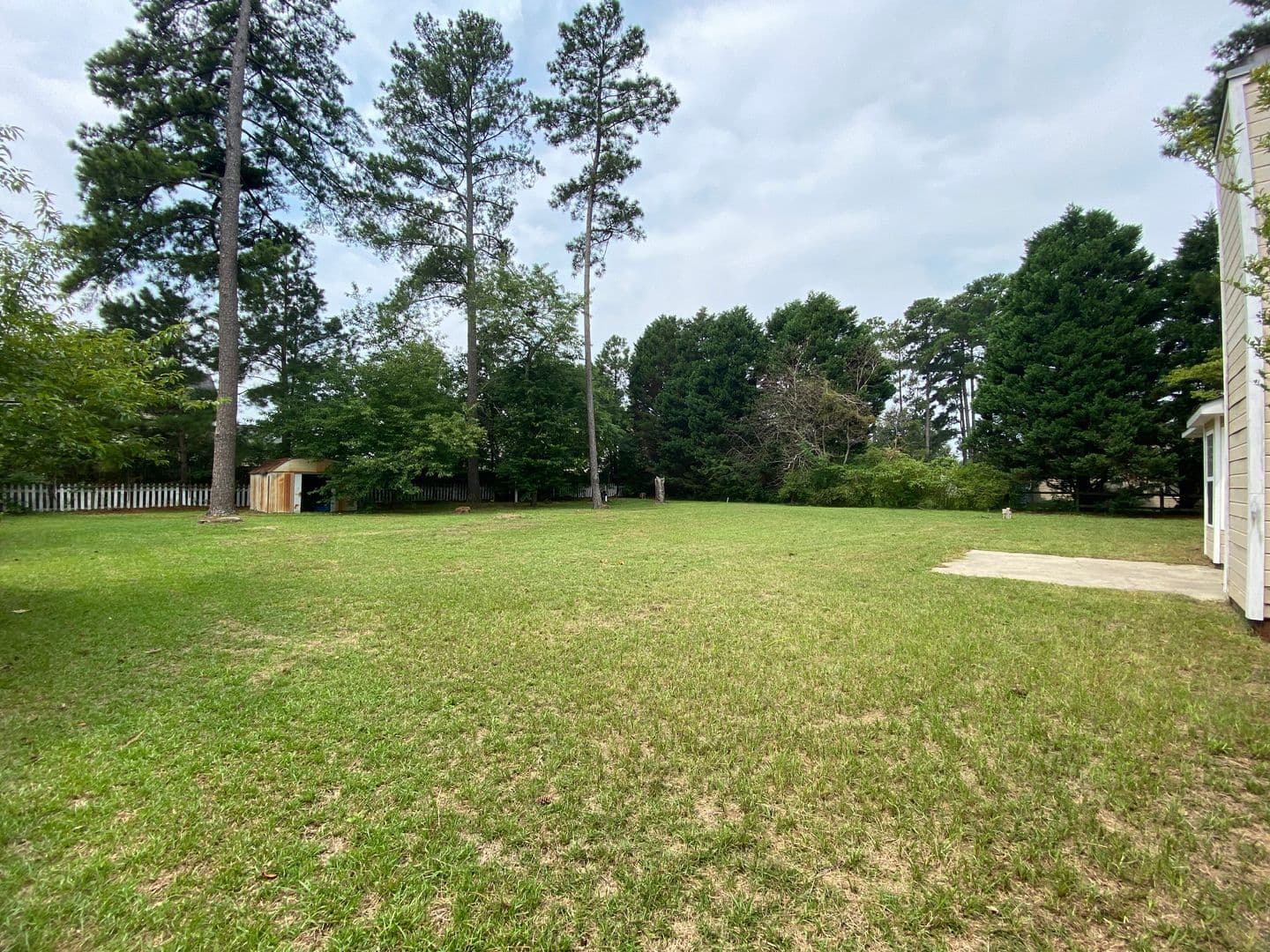 Raeford House: 183 Independence Drive