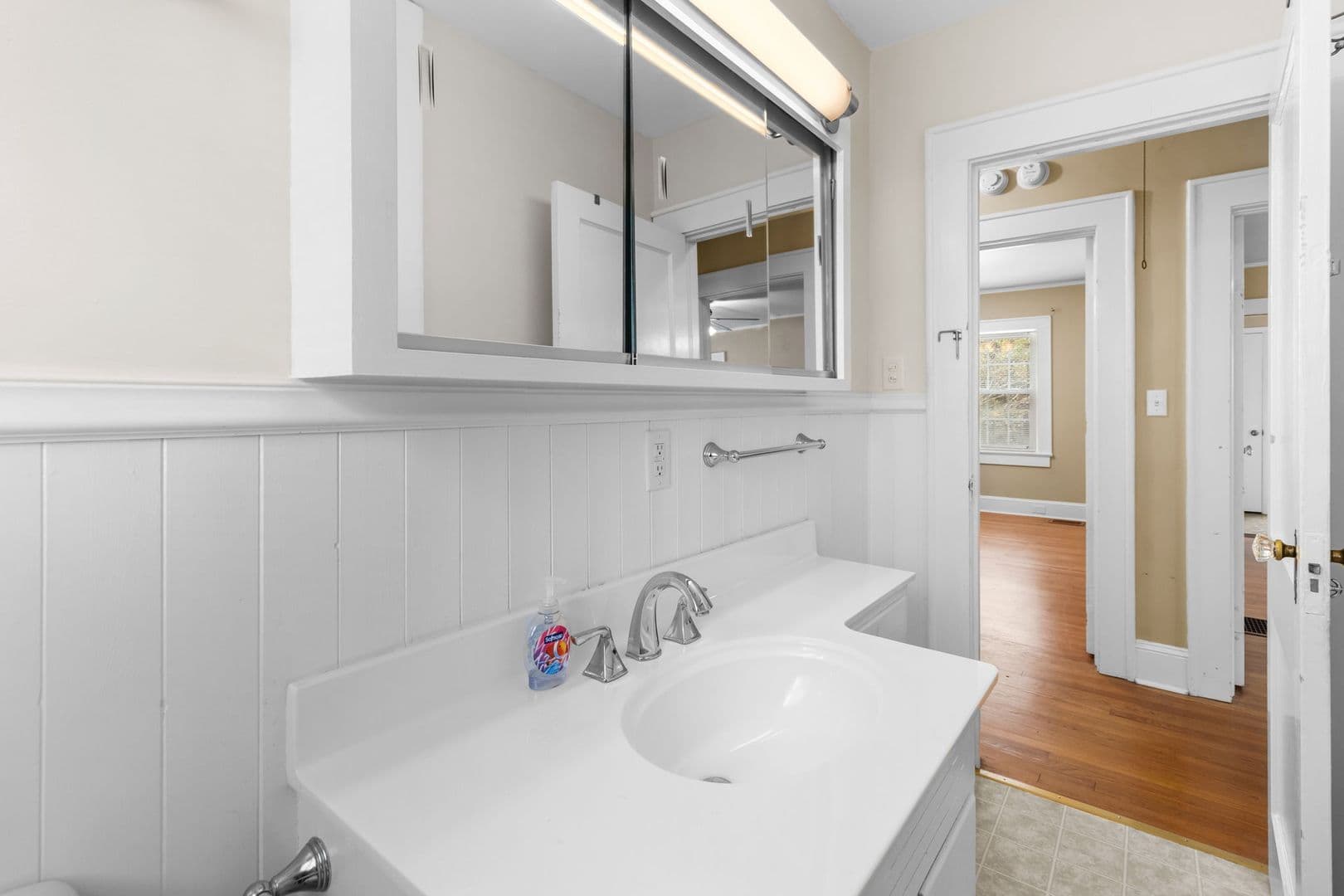 Fayetteville House: 415 Cape Fear Avenue