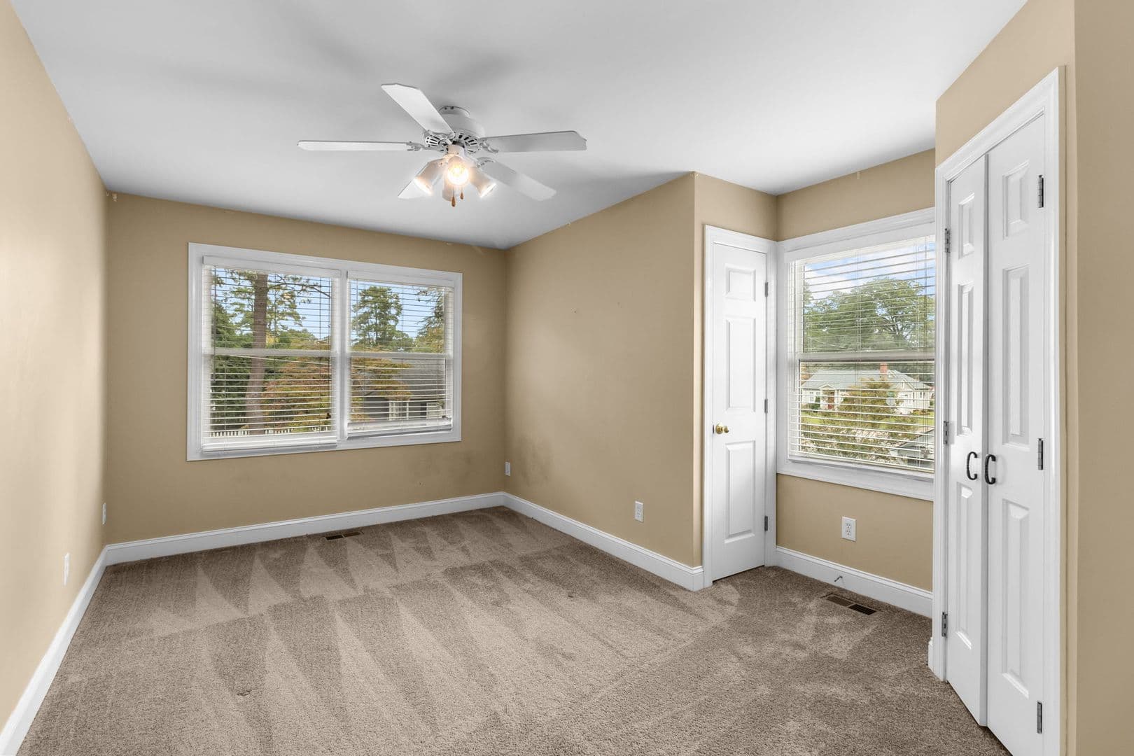 Fayetteville House: 415 Cape Fear Avenue