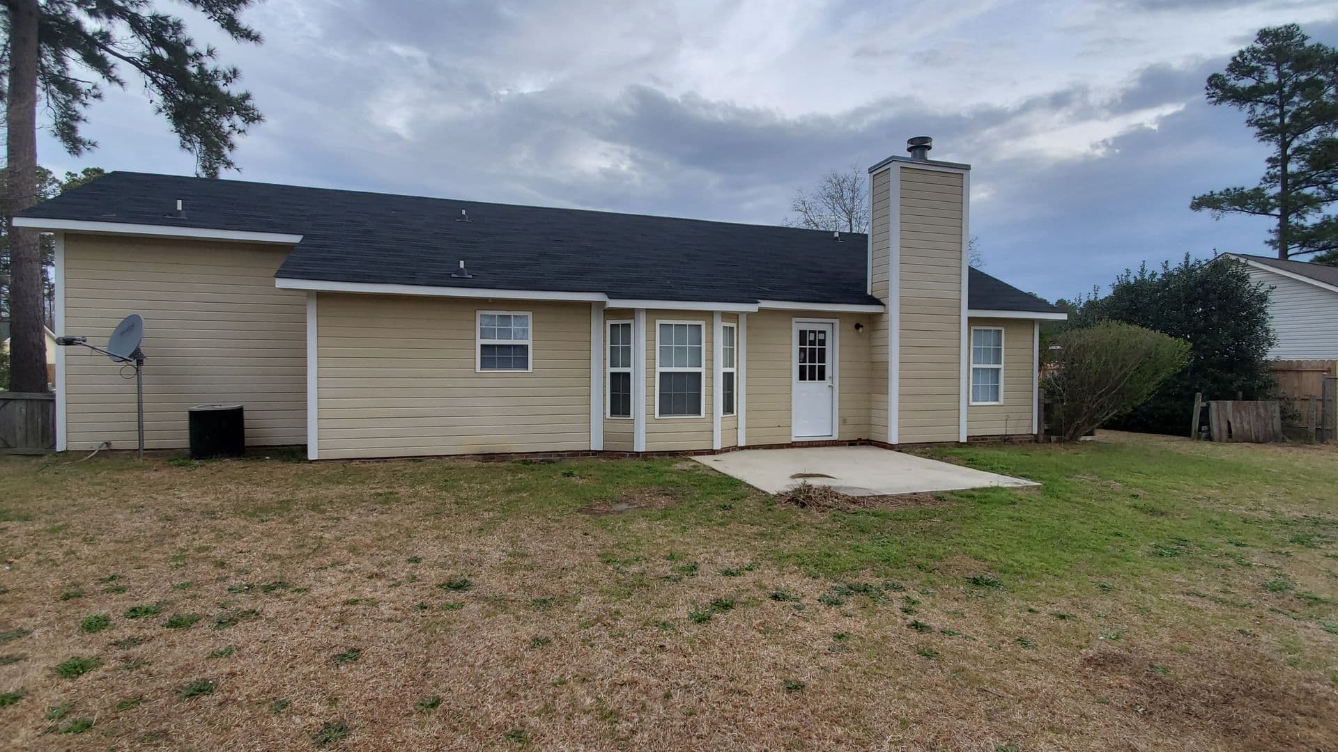 Raeford House: 183 Independence Drive