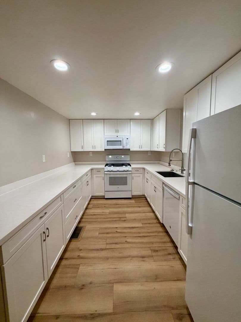 Pollock Pines Apartment: 6110 Pony Express Trail