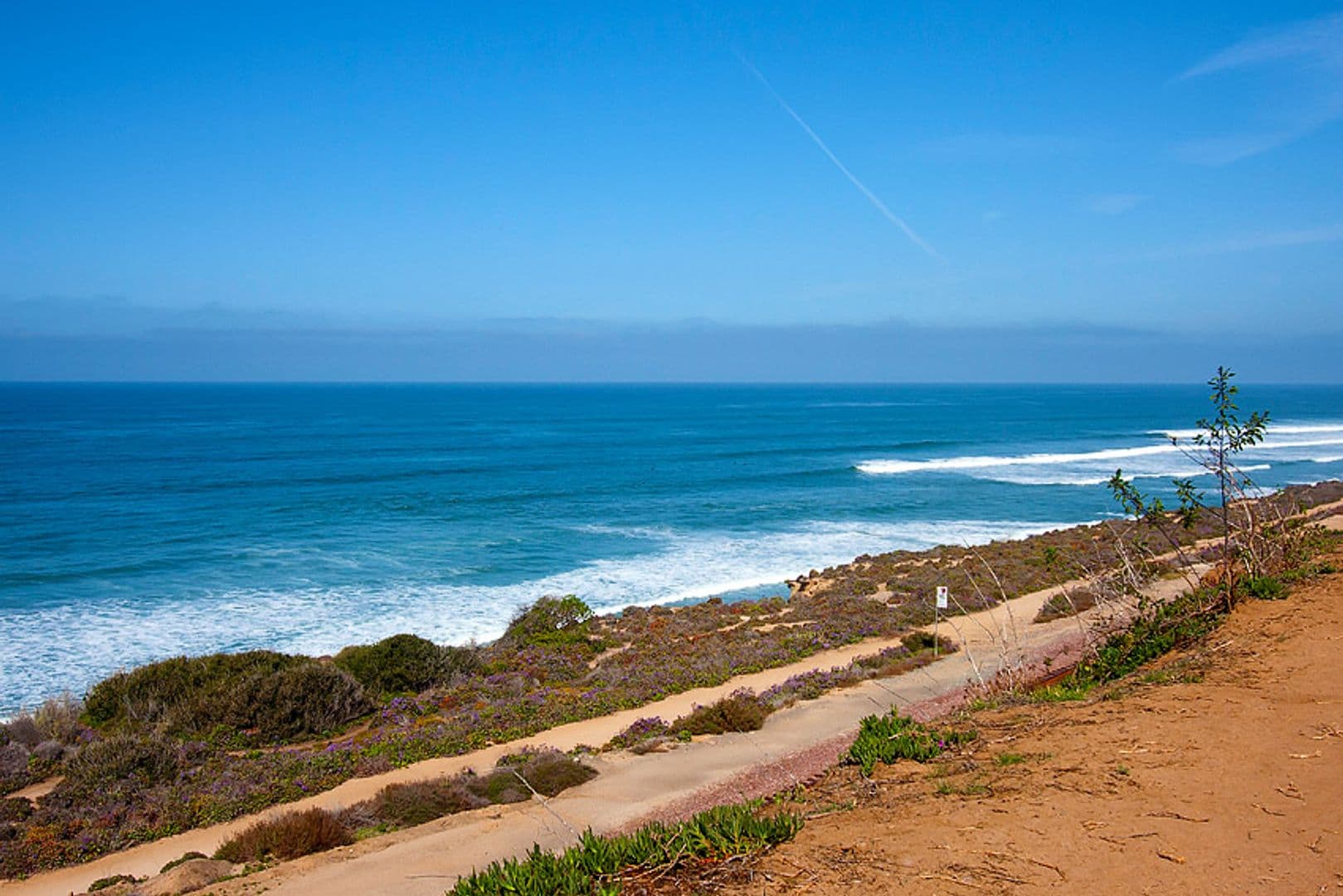 Del Mar Apartment: 510 Stratford Court