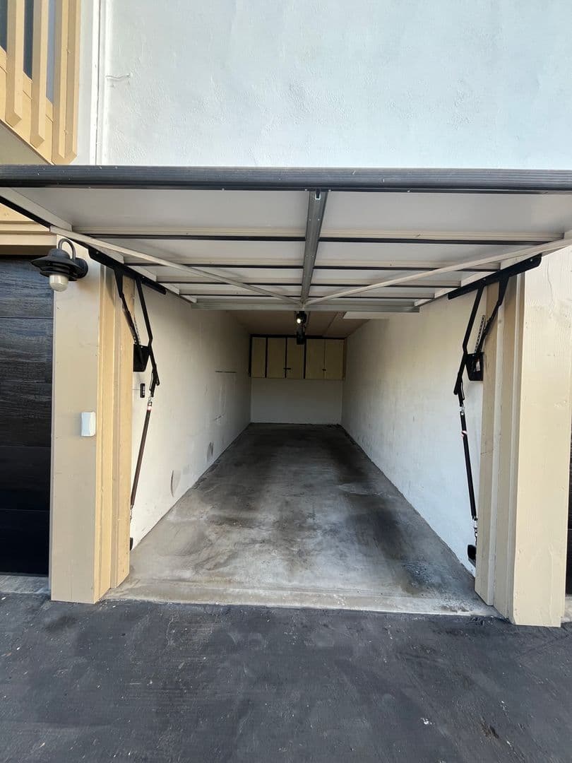 Del Mar Apartment: 510 Stratford Court