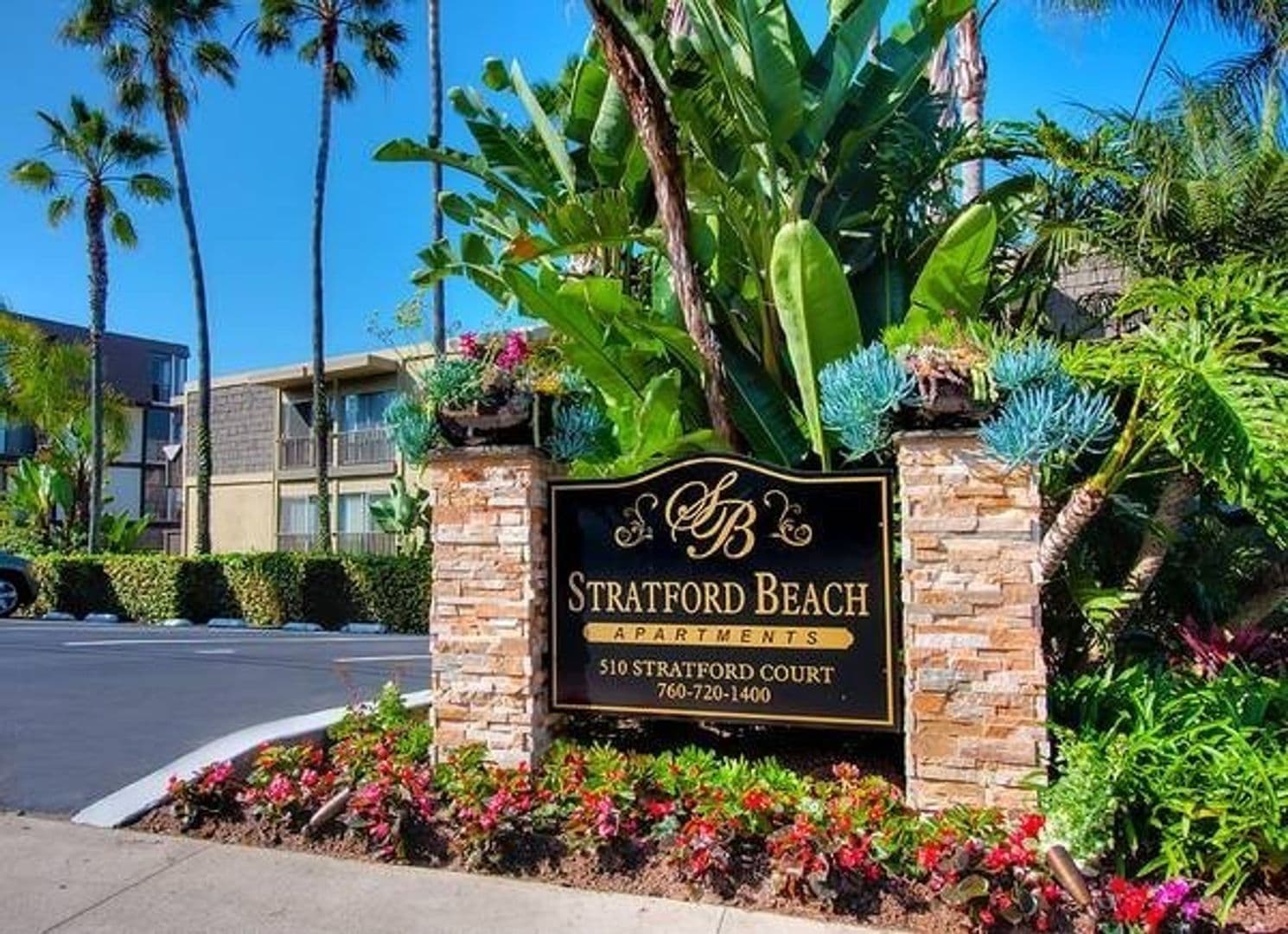 Del Mar Apartment: 510 Stratford Court