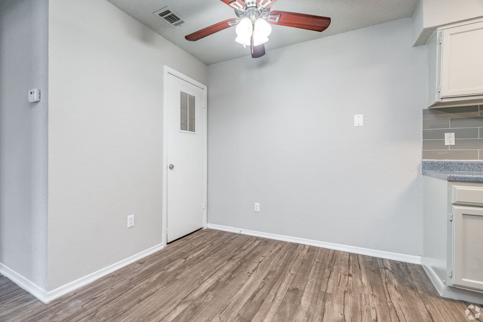 Denton Apartment: 1610 E. McKinney St,