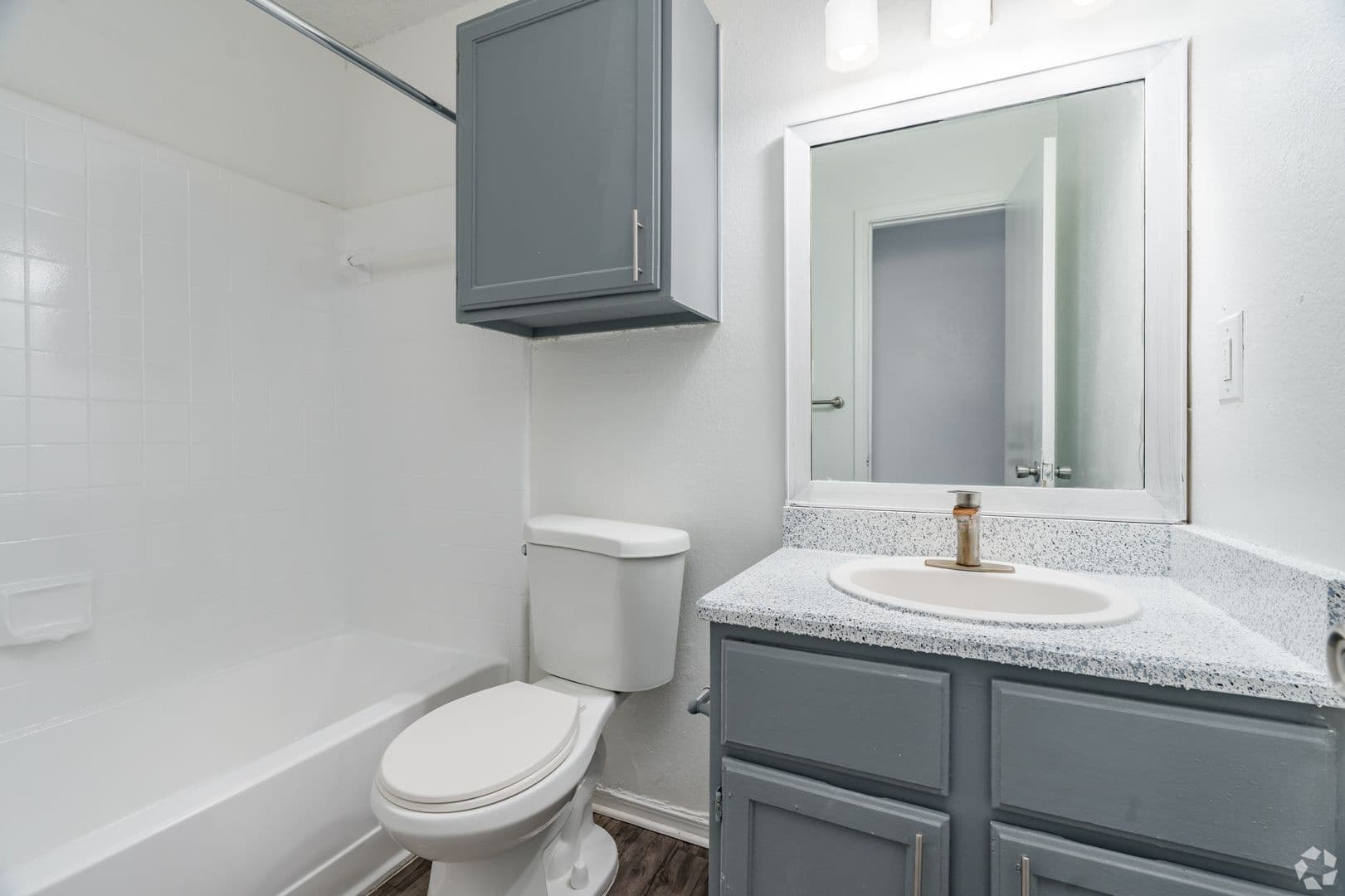 Denton Apartment: 1610 E. McKinney St,