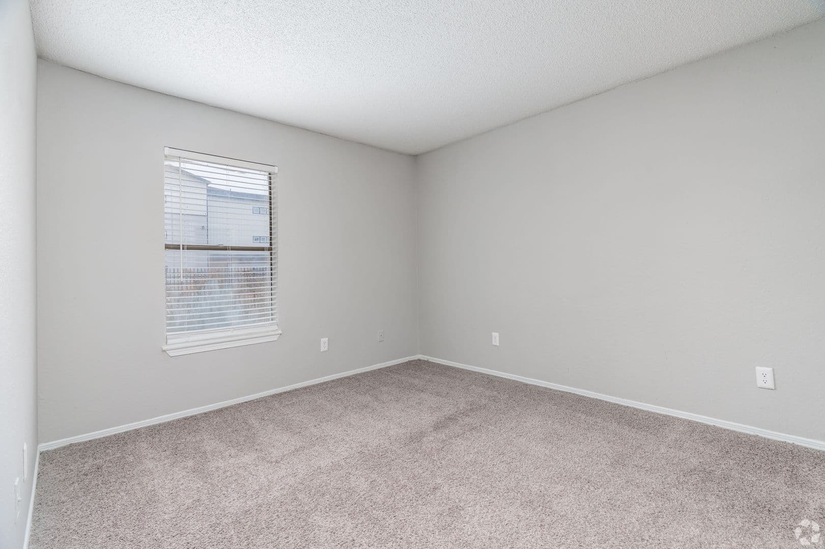 Denton Apartment: 1610 E. McKinney St,