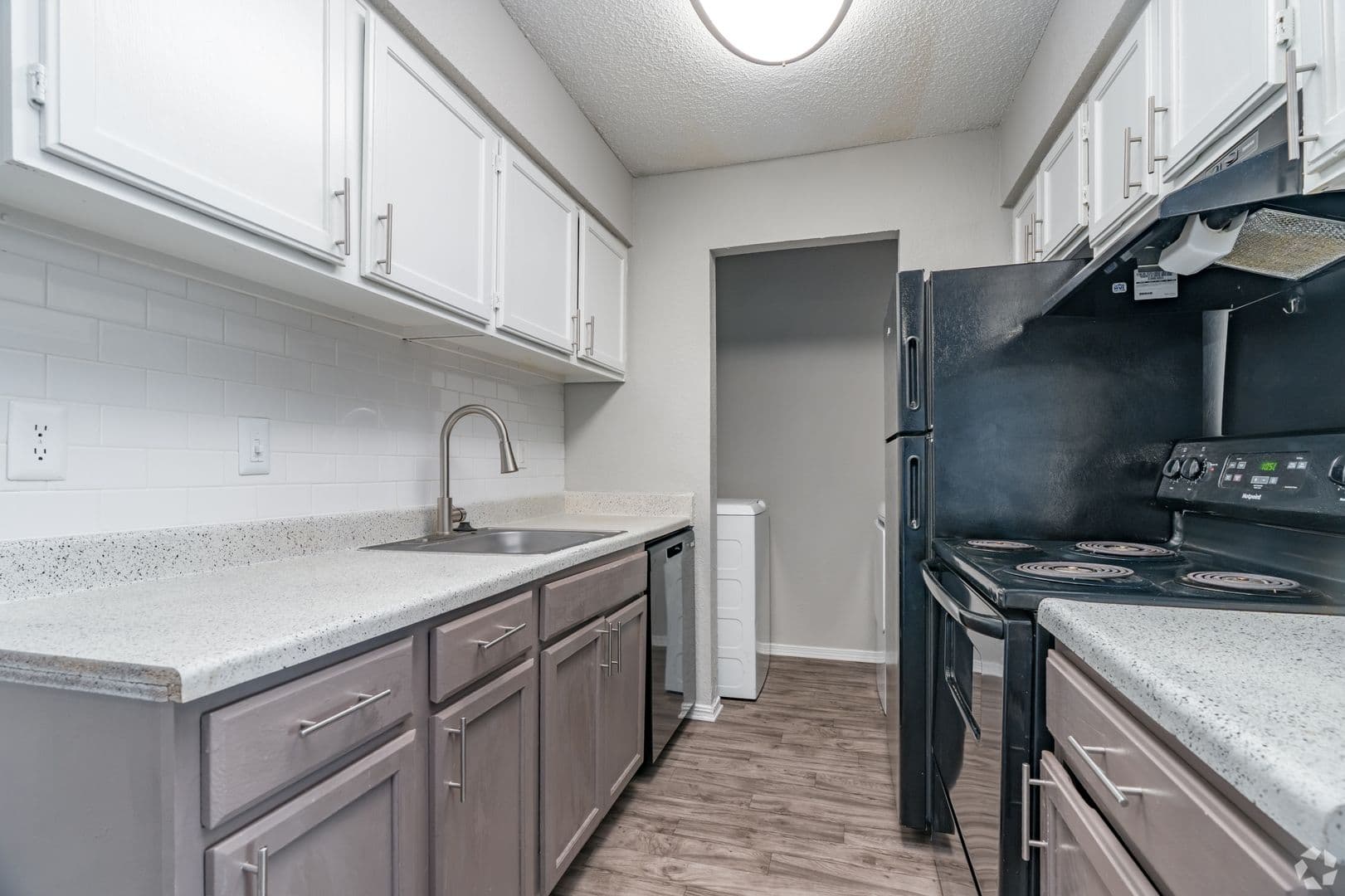 Denton Apartment: 1610 E. McKinney St,