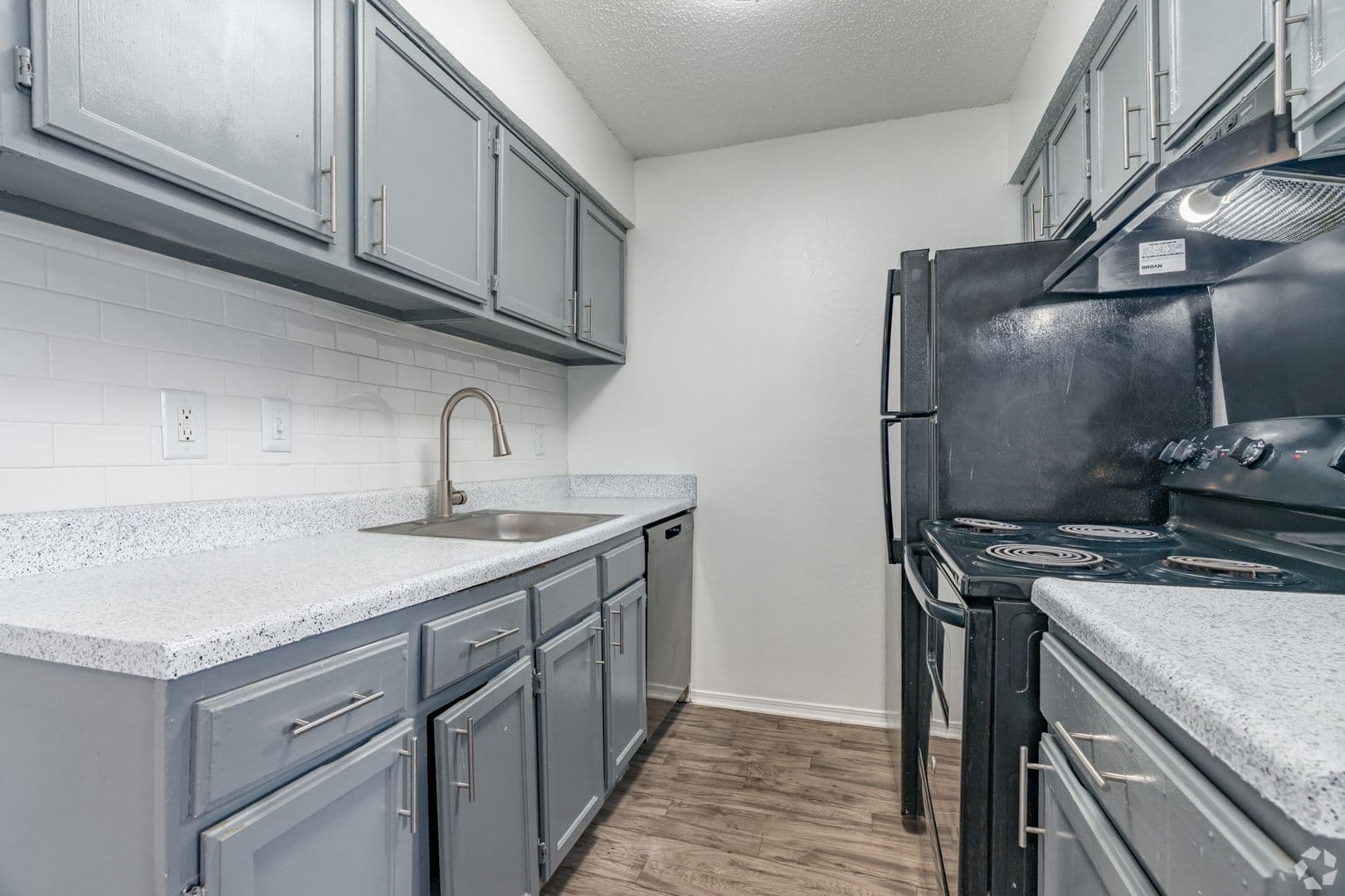 Denton Apartment: 1610 E. McKinney St,