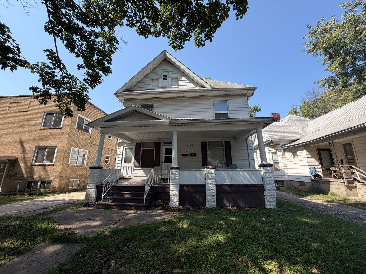 Decatur Apartment: 1527 N Main