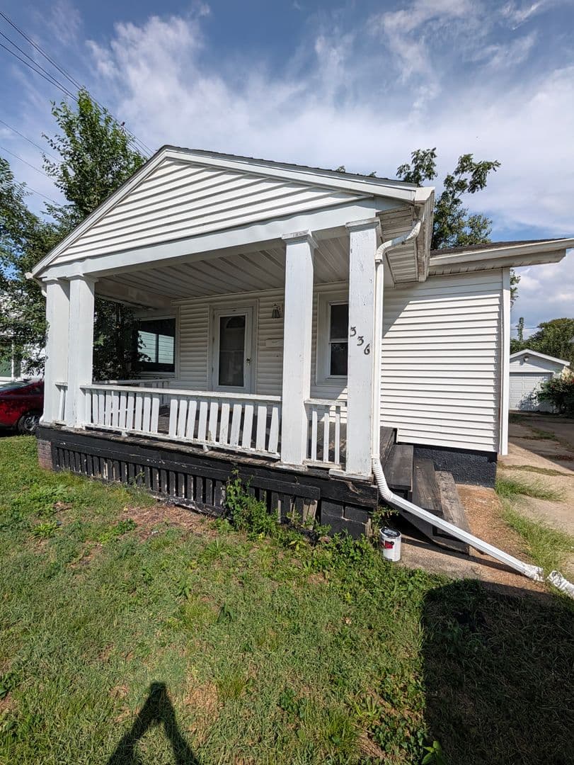 Decatur House: 336 S 19th St