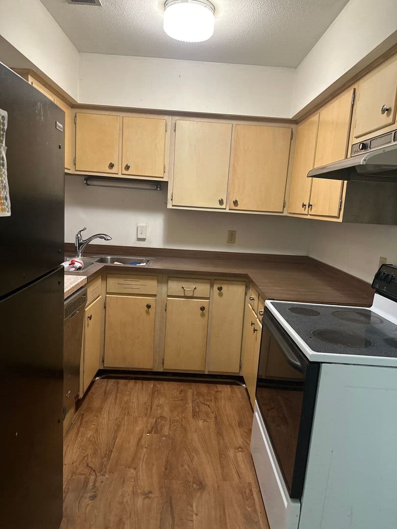 Decatur Apartment: 420 Wood
