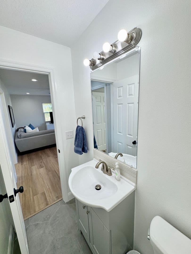 Clermont Condo: 439 Carroll Street